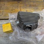 12110 11600 12110 33004 GT250 GT380 T20 TC250 Zylinder Kolben 2