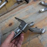 Ersatzteile Suzuki GSF1200N-S WVA9 Sozius-Fussrastentraeger rear footpeg assy Ersatzteile Suzuki GSF1200N-S WVA9 Sozius-Fussrastentraeger rear footpeg assy 43700 32F00 GSF1200N S WVA9 Sozius Fussrastentraeger rear footpeg assy 10