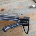 Ersatzteile Suzuki GSF1200N-S WVA9 Sozius-Fussrastentraeger rear footpeg assy Ersatzteile Suzuki GSF1200N-S WVA9 Sozius-Fussrastentraeger rear footpeg assy 43700 32F00 GSF1200N S WVA9 Sozius Fussrastentraeger rear footpeg assy 5