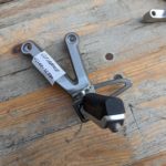 Ersatzteile Suzuki GSF1200N-S WVA9 Sozius-Fussrastentraeger rear footpeg assy Ersatzteile Suzuki GSF1200N-S WVA9 Sozius-Fussrastentraeger rear footpeg assy 43700 32F00 GSF1200N S WVA9 Sozius Fussrastentraeger rear footpeg assy 8