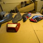 Ersatzteile Suzuki GSXR750 K0-K2 GSXR1000 K1 K2 Carbon Radlauf Spritzschutz Schutzblech Kotflügel rear fender Suzuki GSXR750 K0 K2 GSXR1000 K1 K2 Carbon Radlauf Spritzschutz Schutzblech Kotfluegel rear fender 2