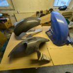 Ersatzteile Suzuki GSXR750 K0-K2 GSXR1000 K1 K2 Carbon Radlauf Spritzschutz Schutzblech Kotflügel rear fender Suzuki GSXR750 K0 K2 GSXR1000 K1 K2 Carbon Radlauf Spritzschutz Schutzblech Kotfluegel rear fender 3