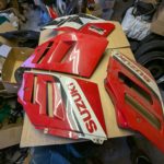 Ersatzteile Suzuki GSXR750 L-M GR7AB 90-91 Seiten-Verkleidung side-cover V LINKS Suzuki GSXR750 L M GR7AB 90 91 Seiten Verkleidung side cover V LINKS 94441 17d0 3